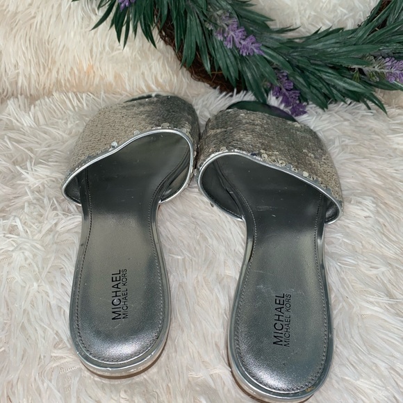 MICHAEL KORS slides - Picture 3 of 12